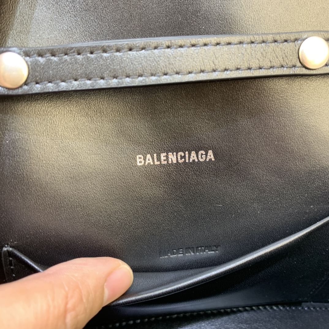 Balenciaga Big Hourglass Wallet With Chain Crocodile Embossed Shoulder Bag Silver